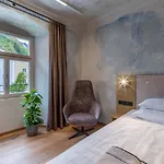 Отель Platzhirsch