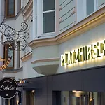 Отель Platzhirsch Куфштайн