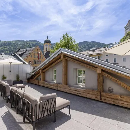 Otel Platzhirsch *