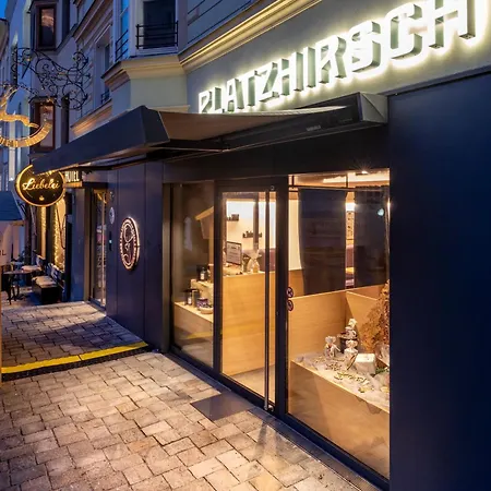 Platzhirsch Otel *