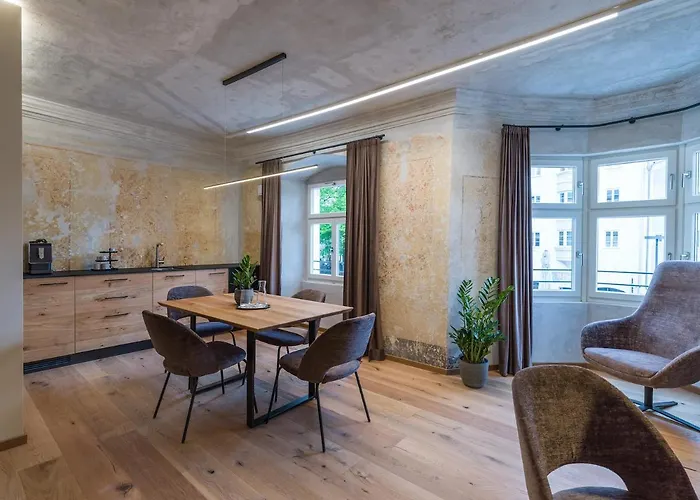 Hotell Platzhirsch Kufstein