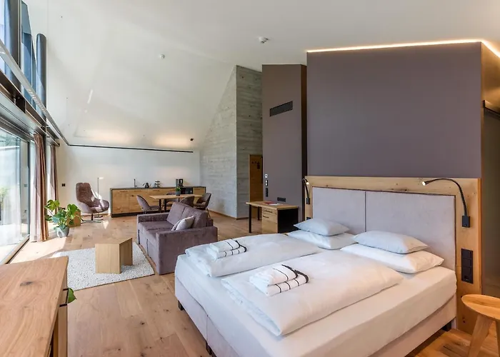 Platzhirsch * Kufstein