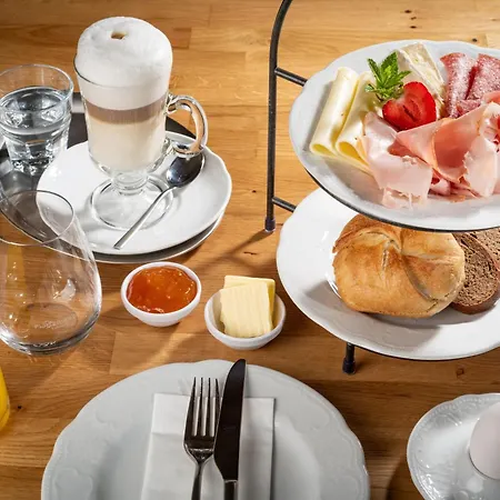 Platzhirsch Kufstein